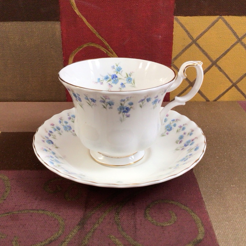 Royal Albert Memory Lane Teacup And Saucer